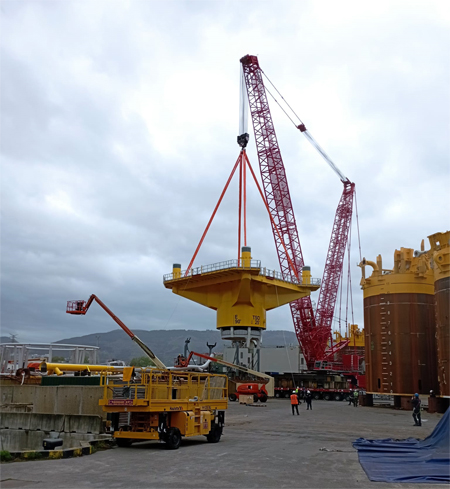 Izado de plataforma eólica en Erandio - Bizkaia