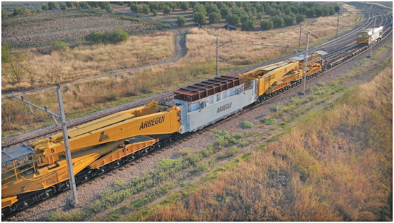 Transporte por ferrocarril de transformador de 196 TN